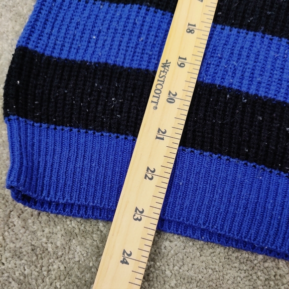 Entourage Women's Striped Crew Neck Sweater Size Large Purple Black Goth - Picture 6 of 6